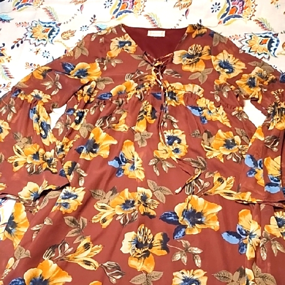 Altar's State Sz Large Flowy Dress - Picture 1 of 7